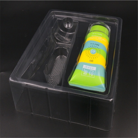 Cosmetic blister packaging insert tray